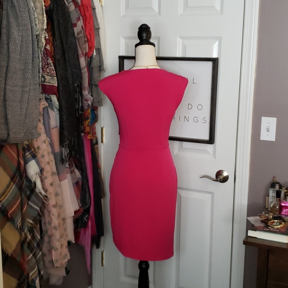 Pink dress - Picture 3 of 3